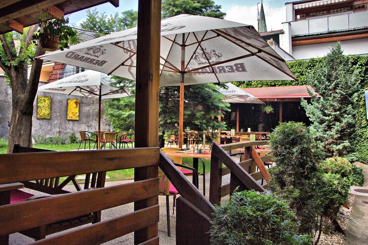 Penzion Atrium Presov Ngoại thất bức ảnh