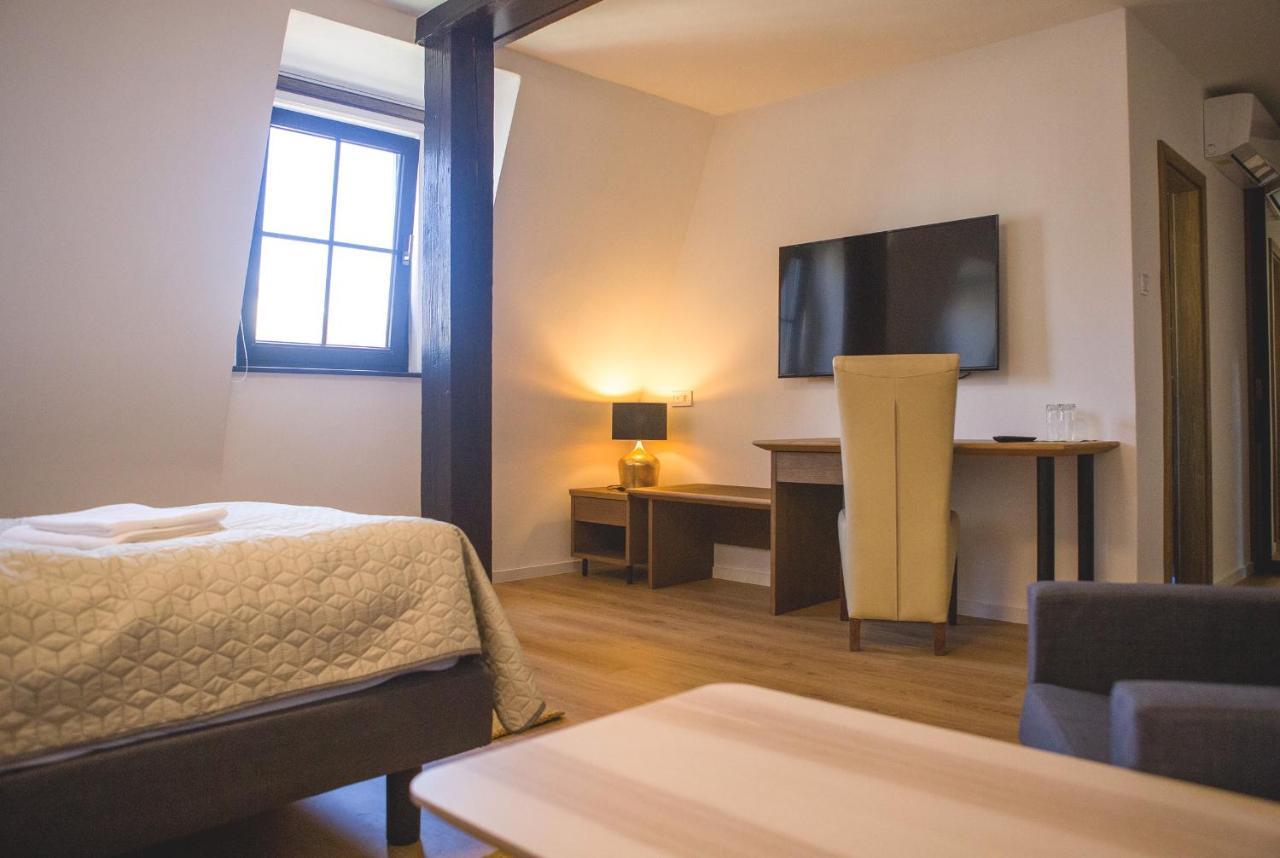 Penzion Atrium Presov Ngoại thất bức ảnh